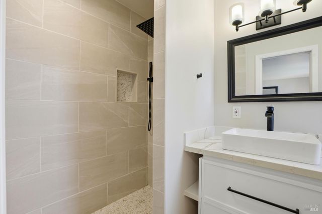 28 Washington St, Novato, CA 94947