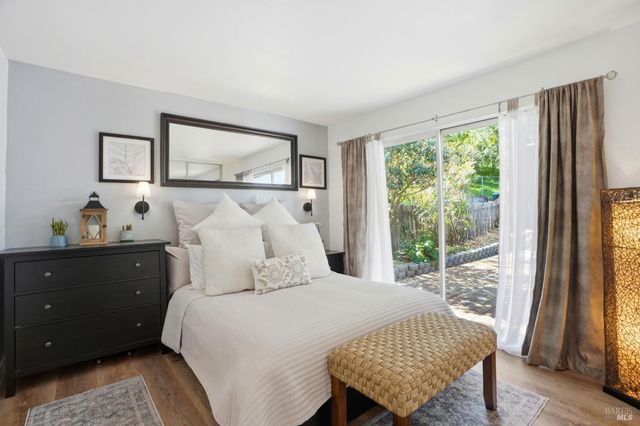 28 Washington St, Novato, CA 94947