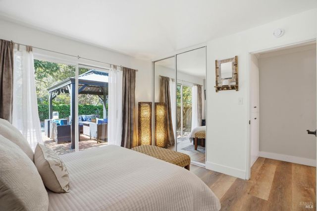 28 Washington St, Novato, CA 94947