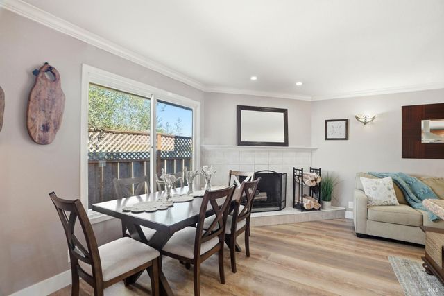 28 Washington St, Novato, CA 94947