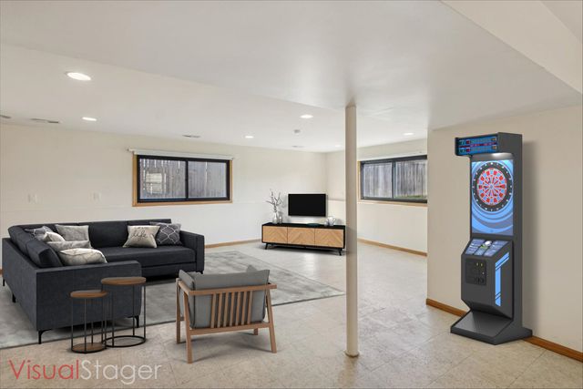 851 Love Street, Elk Grove Village, IL 60007