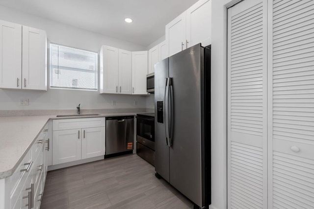 2689 Hiawatha Avenue, Westgate, West Palm Beach, FL 33409