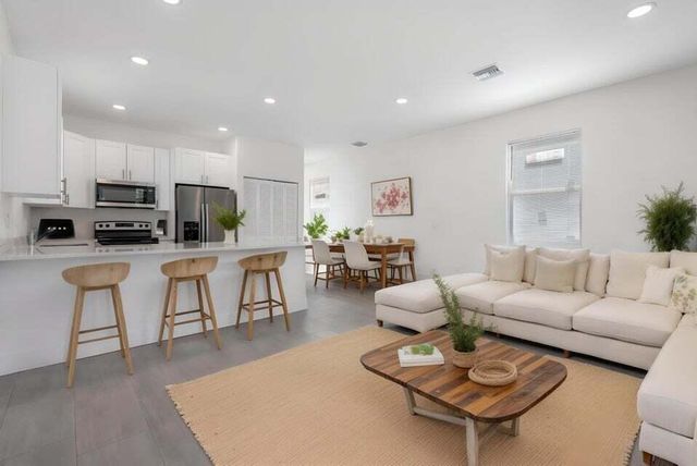 2689 Hiawatha Avenue, Westgate, West Palm Beach, FL 33409