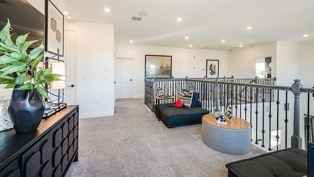 32476 SEA LOCH LOOP, Mount Dora, FL 32757