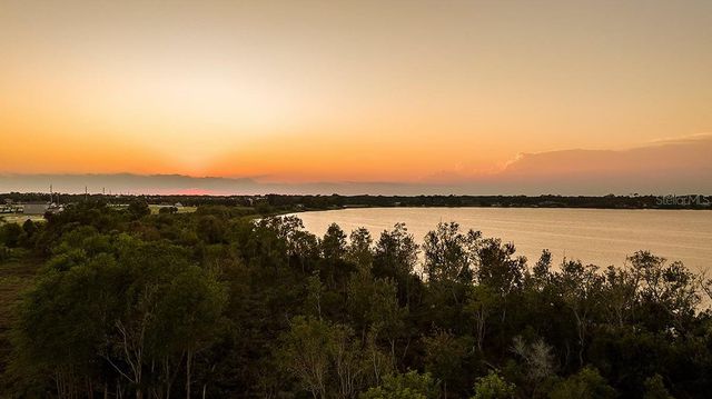 32476 SEA LOCH LOOP, Mount Dora, FL 32757