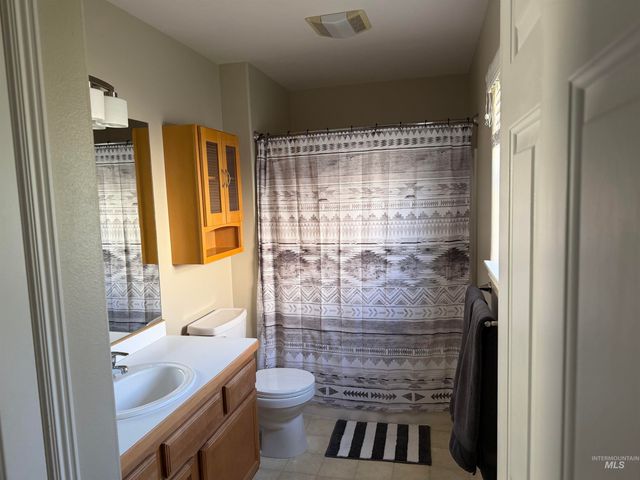 2589 Ironwood Ave, Twin Falls, ID 83301