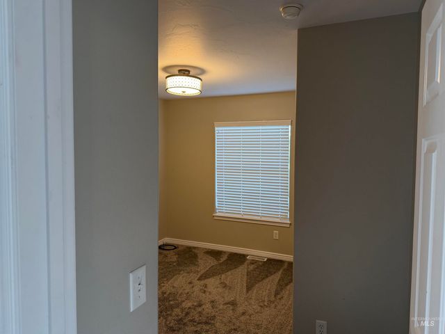 2589 Ironwood Ave, Twin Falls, ID 83301