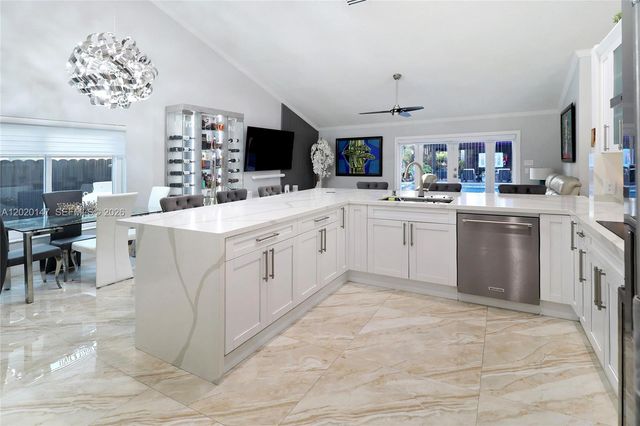 16183 NW 15th St, Pembroke Pines, FL 33028