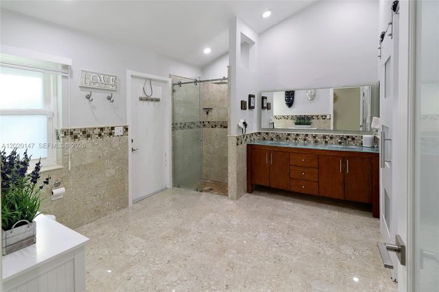 16183 NW 15th St, Pembroke Pines, FL 33028