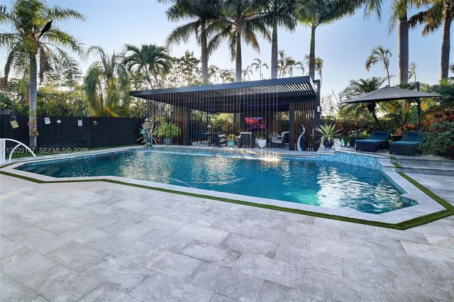 16183 NW 15th St, Pembroke Pines, FL 33028