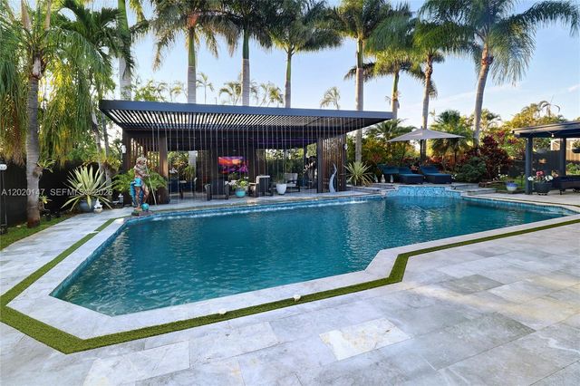 16183 NW 15th St, Pembroke Pines, FL 33028