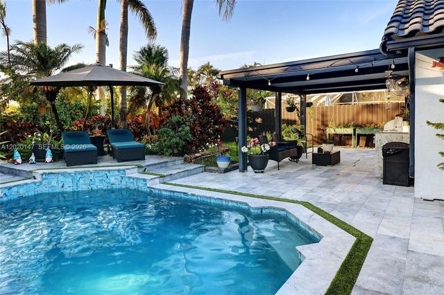 16183 NW 15th St, Pembroke Pines, FL 33028