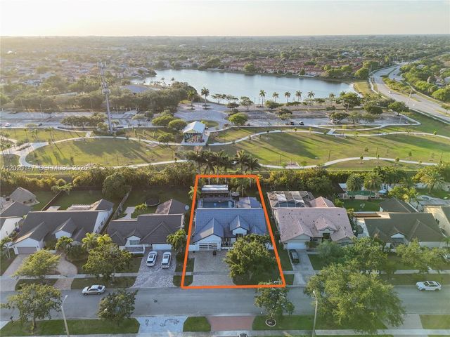 16183 NW 15th St, Pembroke Pines, FL 33028
