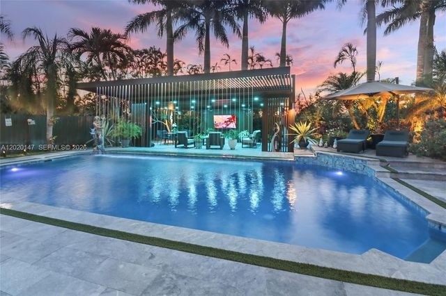 16183 NW 15th St, Pembroke Pines, FL 33028