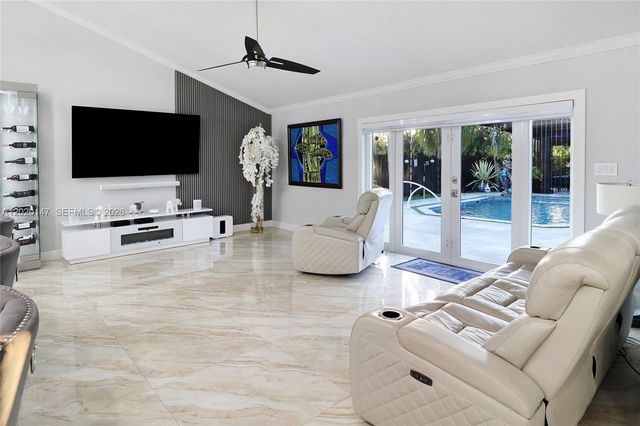 16183 NW 15th St, Pembroke Pines, FL 33028
