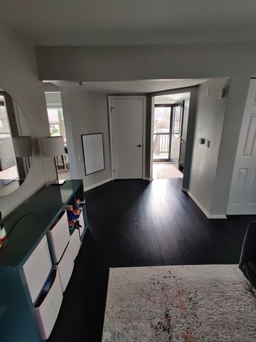 4946 Florence Avenue, Downers Grove, IL 60515