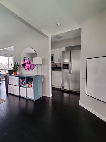 4946 Florence Avenue, Downers Grove, IL 60515