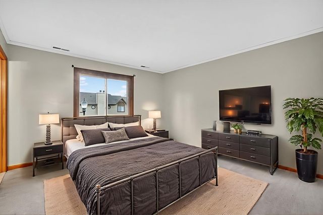 92 Dogwood Ln 92, Agawam, MA 01001