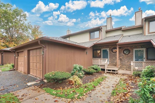 92 Dogwood Ln 92, Agawam, MA 01001