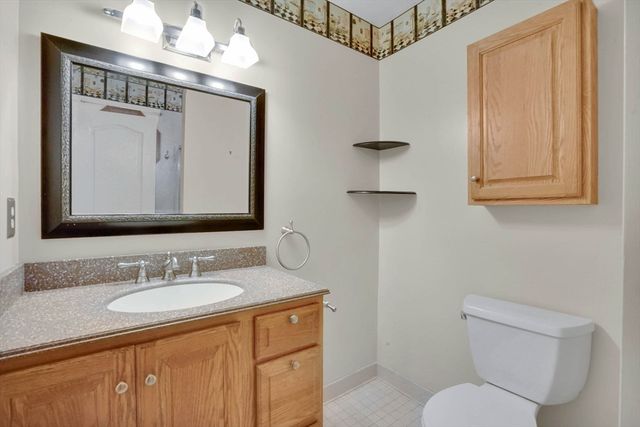 92 Dogwood Ln 92, Agawam, MA 01001