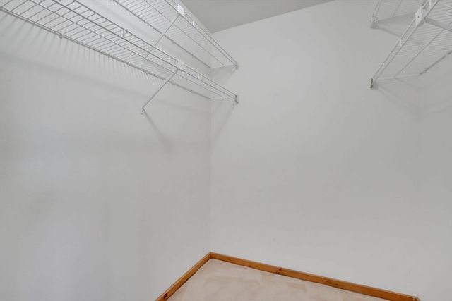 92 Dogwood Ln 92, Agawam, MA 01001