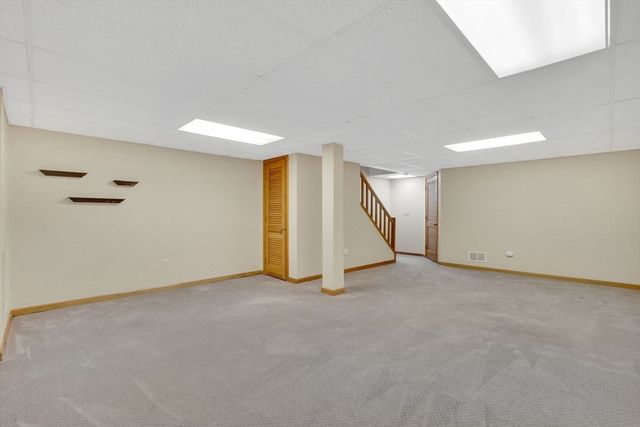 92 Dogwood Ln 92, Agawam, MA 01001