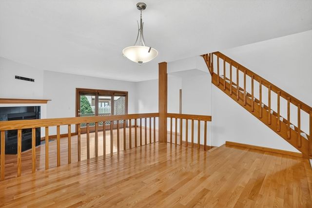 92 Dogwood Ln 92, Agawam, MA 01001