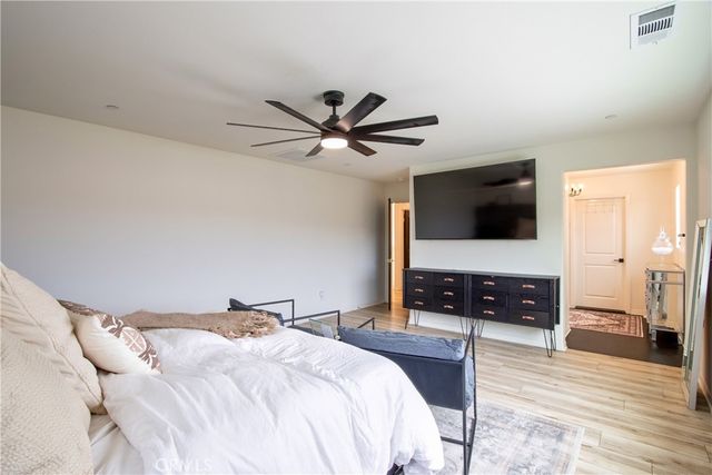 33063 Table Rock Drive, Winchester, CA 92596