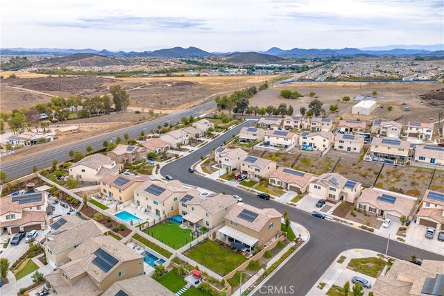 33063 Table Rock Drive, Winchester, CA 92596
