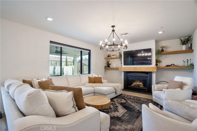 33063 Table Rock Drive, Winchester, CA 92596
