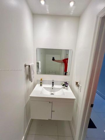 925 NW 82nd Ave 217-A, Miami, FL 33126