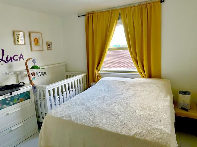 925 NW 82nd Ave 217-A, Miami, FL 33126