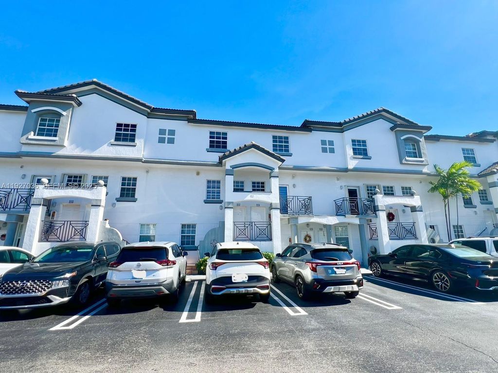 925 NW 82nd Ave 217-A, Miami, FL 33126