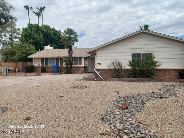 322 E CLAREMONT Street, Phoenix, AZ 85012