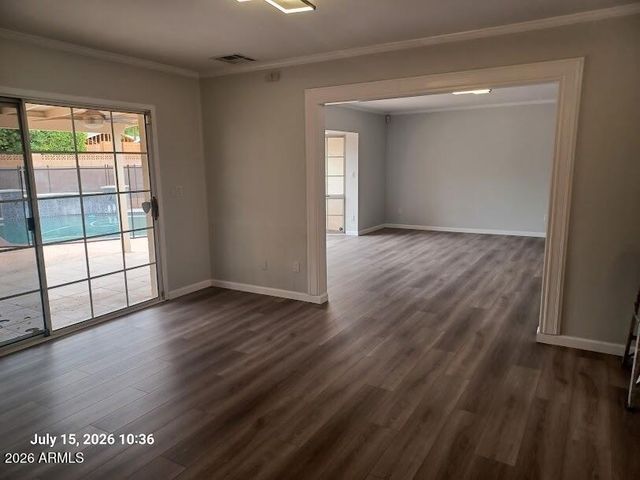 322 E CLAREMONT Street, Phoenix, AZ 85012