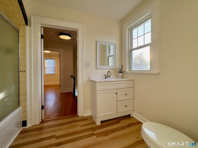 336 Federal Road 2nd floor, Brookfield, CT 06804