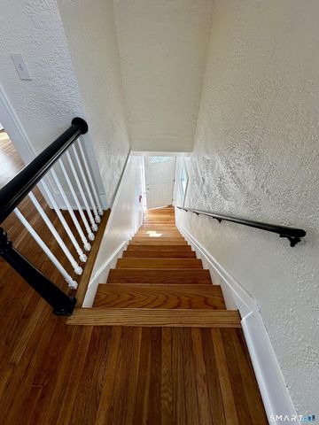 336 Federal Road 2nd floor, Brookfield, CT 06804