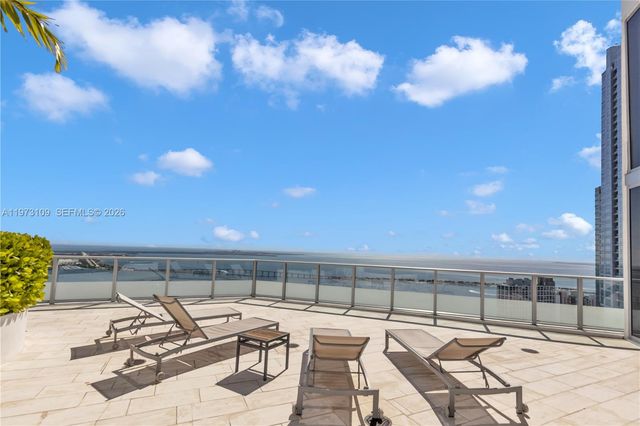 1300 Brickell Bay Dr 903, Miami, FL 33131