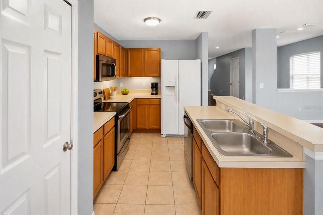 8532 EDGEWATER PLACE BOULEVARD, Tampa, FL 33615
