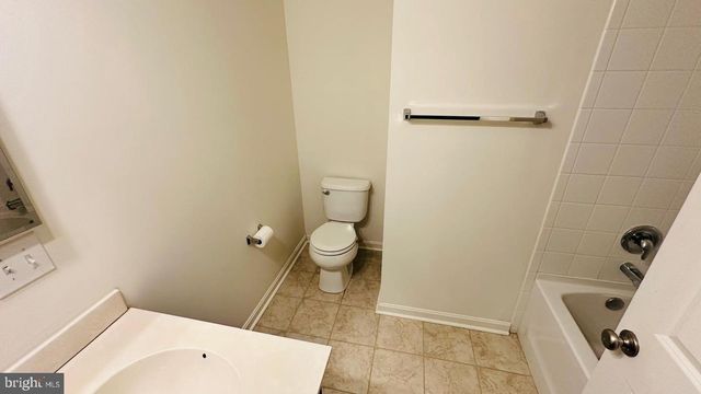 3439 NAAMANS DR, Claymont, DE 19703