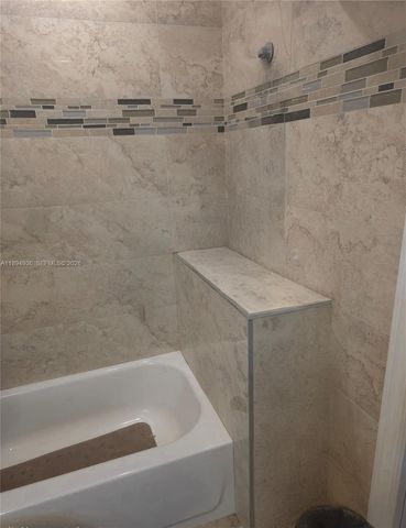 2202 Lucaya Bend L3, Coconut Creek, FL 33066