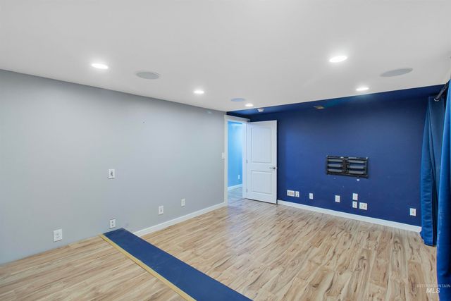 367 Ostrander St N, Twin Falls, ID 83301