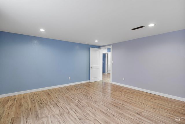 367 Ostrander St N, Twin Falls, ID 83301