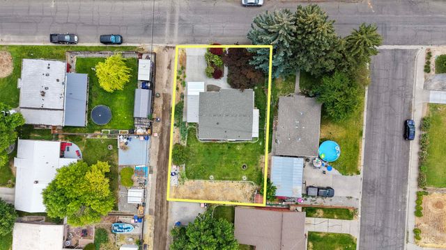 367 Ostrander St N, Twin Falls, ID 83301