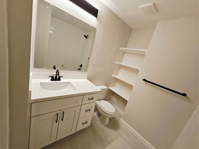 11651 Borderwood Drive, Houston, TX 77013