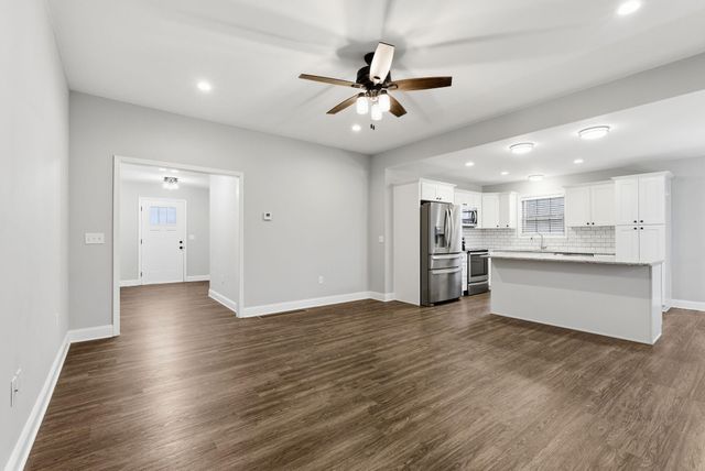 144 Page Drive, Richmond, KY 40475