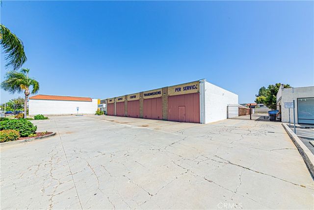 9202 Garden Grove Boulevard, Garden Grove, CA 92844