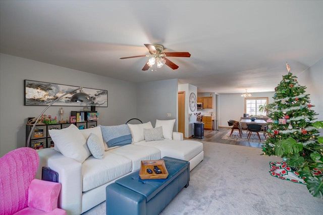 2954-2960 Kentville Drive, Sun Prairie, WI 53590