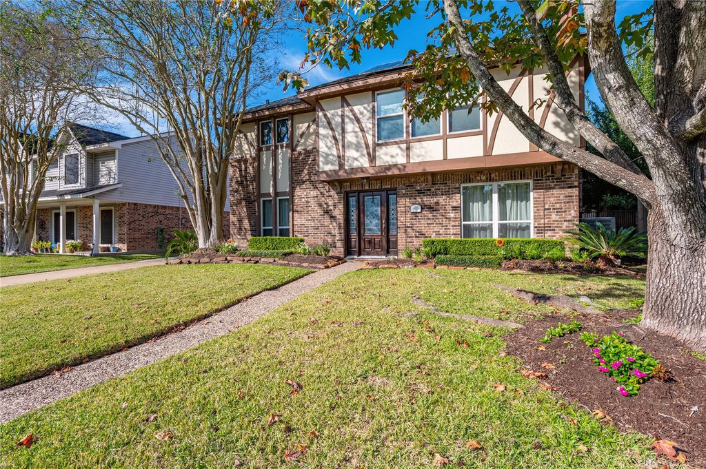 603 Chedworth Drive, Houston, TX 77062