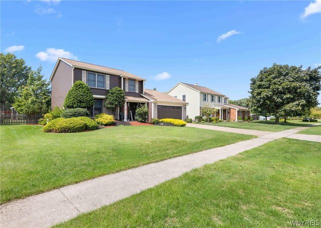 75 Pine Court North, West Seneca, NY 14224